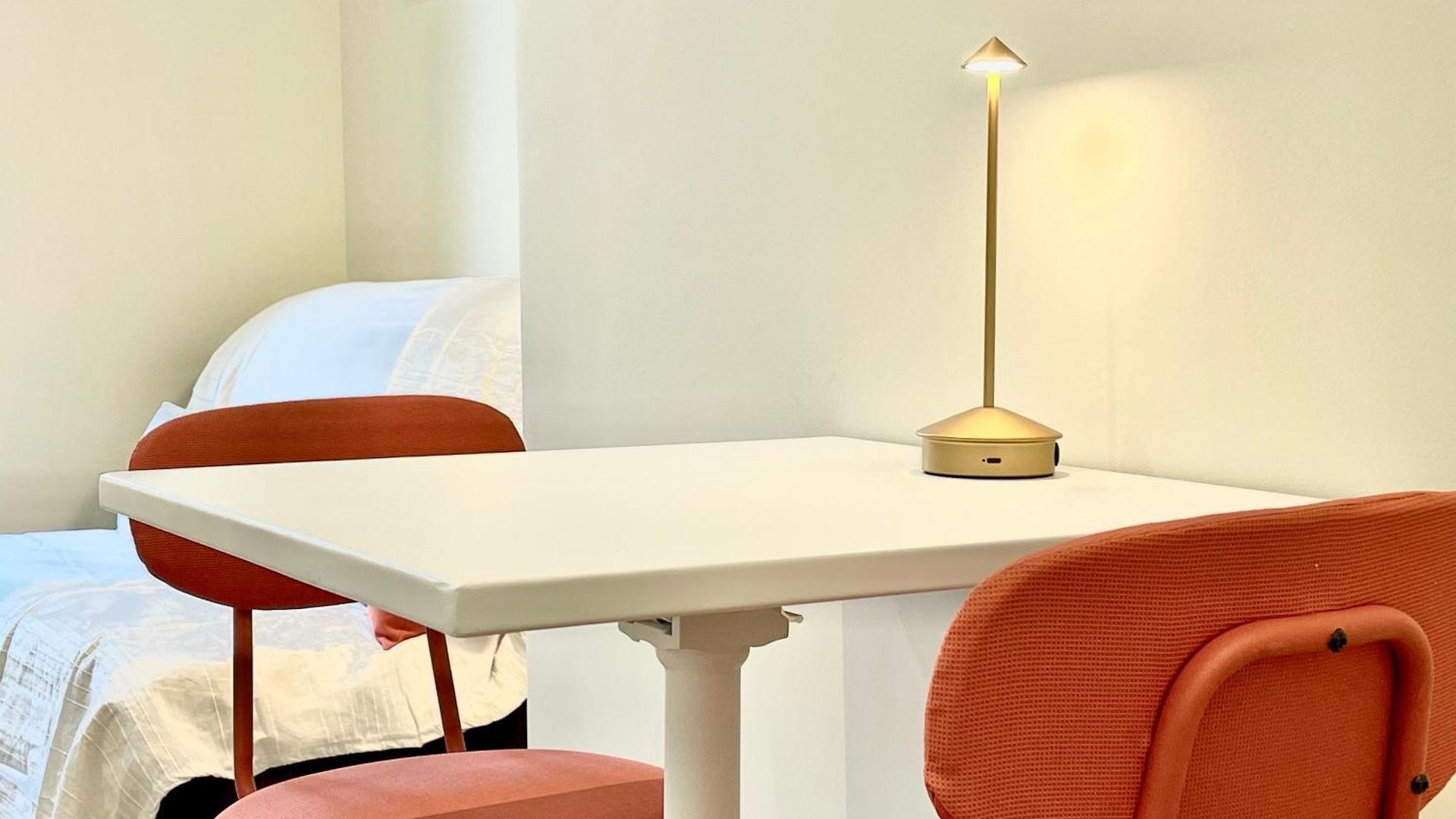 Le Petit - 4 Studios, 2 With Private Terrace - Centre *
