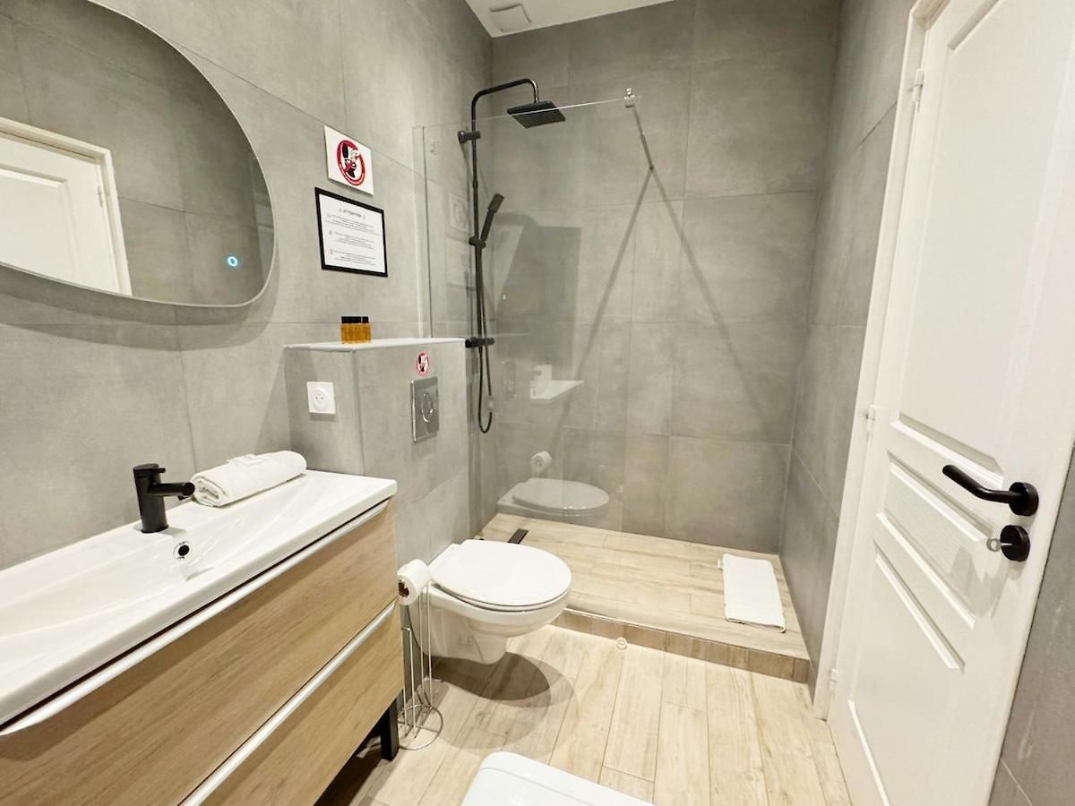 Rf105 - Authentique 3p Centre Appartement Nice