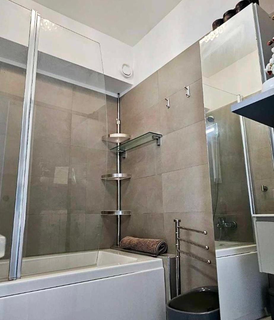 Floor With Sea View, Clim And Veranda *