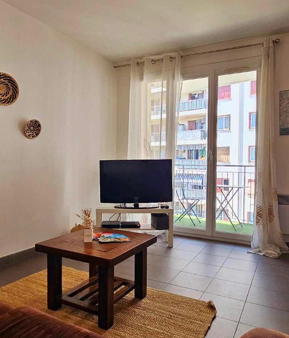 Dernier étage Avec Terrasse 5 Min De La Appartement
