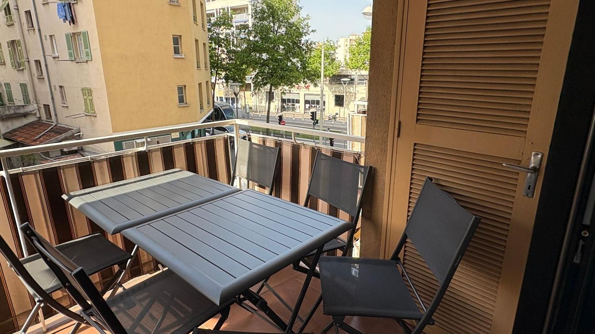 Spacieux 4p Familial Renové * Nice