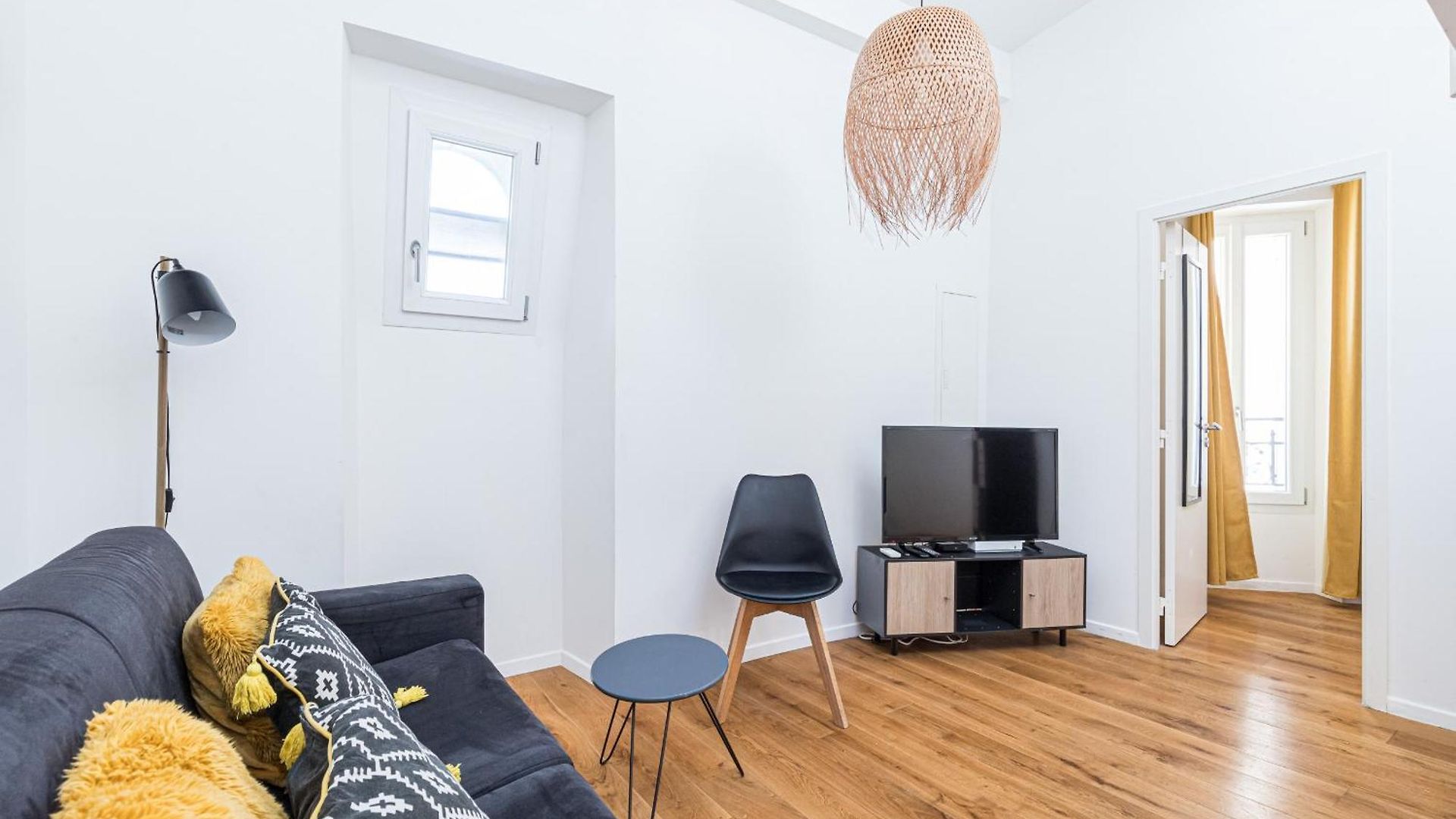33 Gambetta - 2 Pieces Mezzanine Apartment *