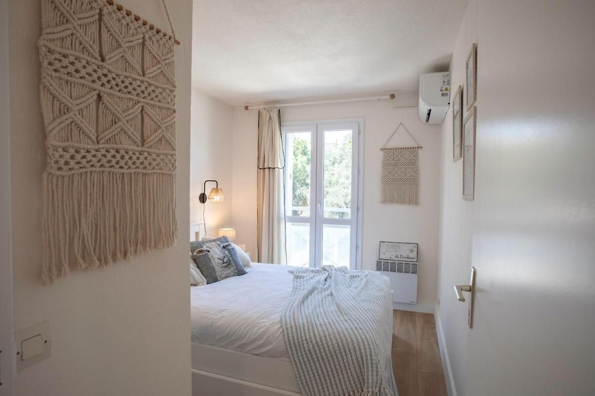 #46 Staywizus - Terrace Ac 4mins Walk Sea Tram T2 Airport Port * Nice