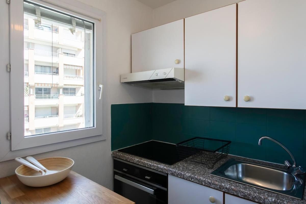 Appartement #46 Staywizus - Terrace Ac 4mins Walk Sea Tram T2 Airport Port *