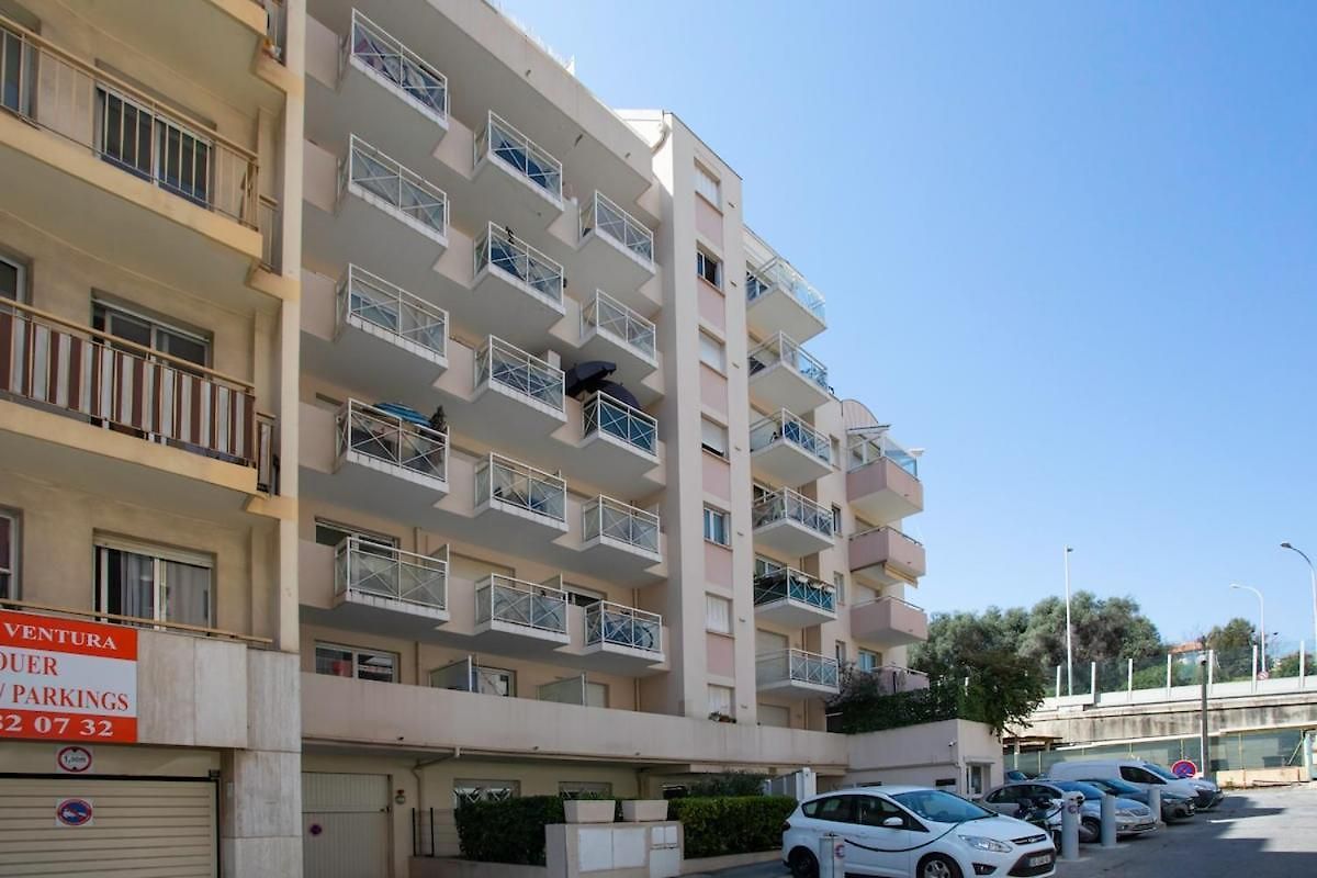 #46 Staywizus - Terrace Ac 4mins Walk Sea Tram T2 Airport Port * Nice