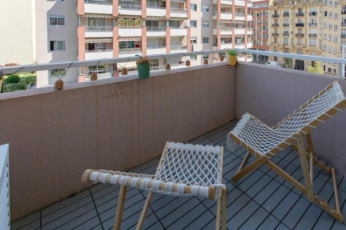 #46 Staywizus - Terrace Ac 4mins Walk Sea Tram T2 Airport Port * Nice