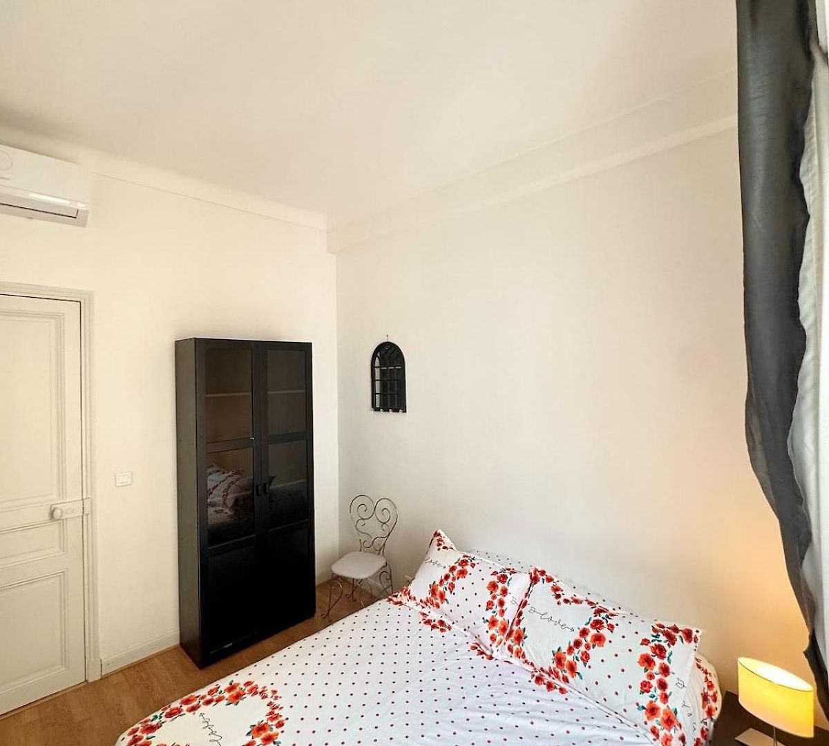 - Center, Wifi, Ac, 2-6 Pers *