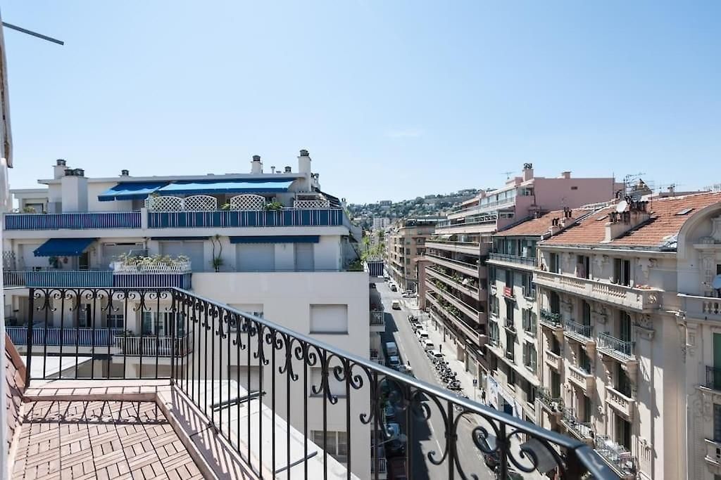 Tres Bel Appartement Spacieux Design Plein Centre Nice Climatise - 3 Chambres
