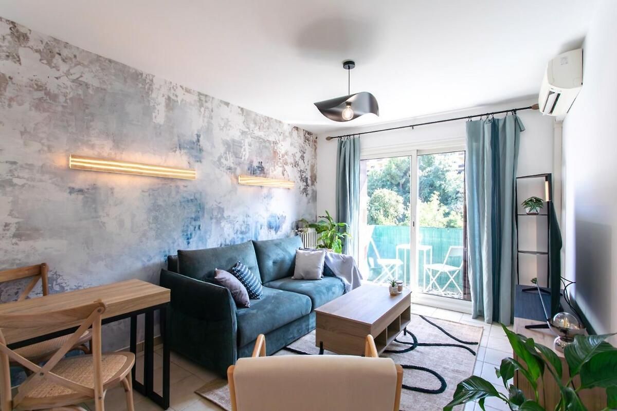 S1 Staywizus - 2p Bornala Sea View Balcony & Ac Nice