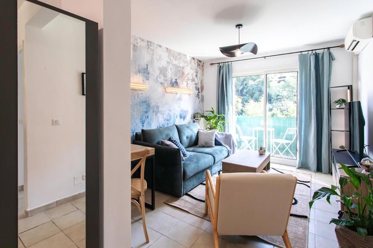 S1 Staywizus - 2p Bornala Sea View Balcony & Ac Nice