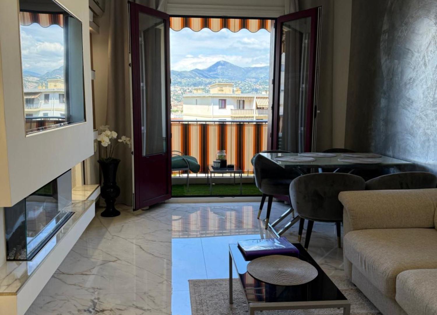 Emotion Vip Apartment *