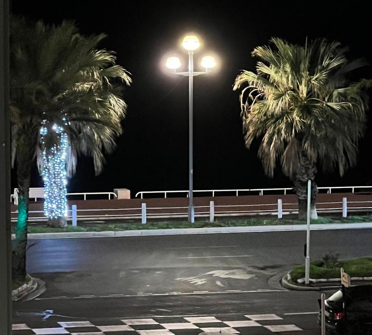 Luxe&design Vue Sur La Promenade Des Appartement