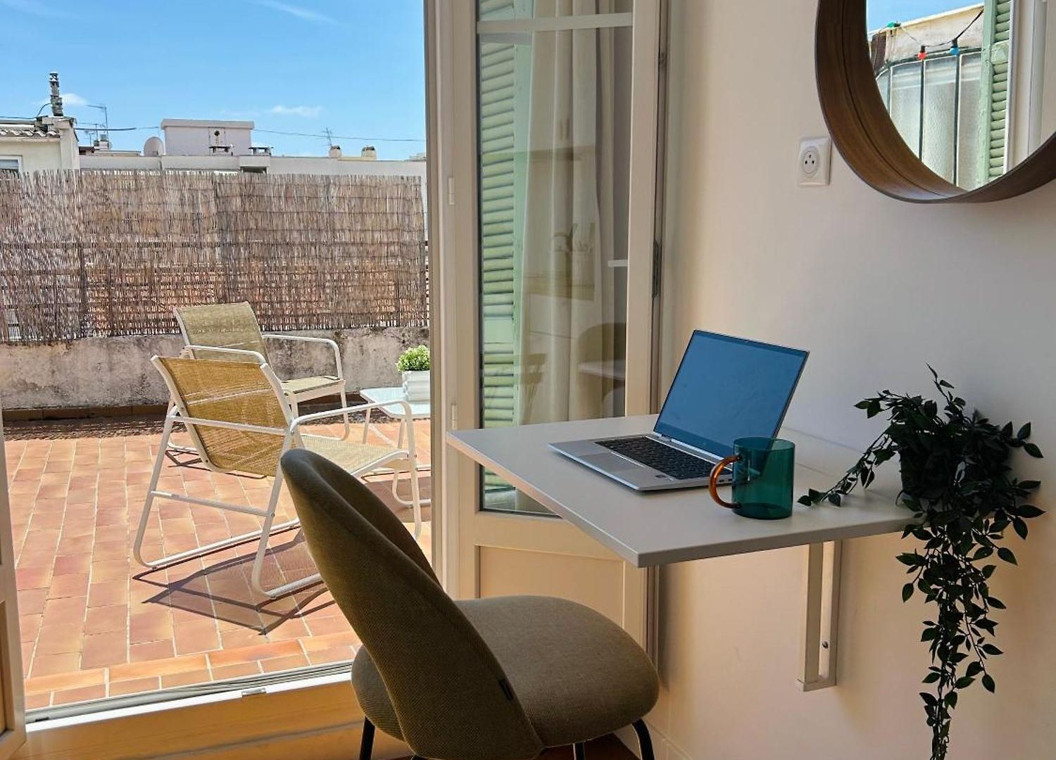 Exclusive Floor - Apartment *