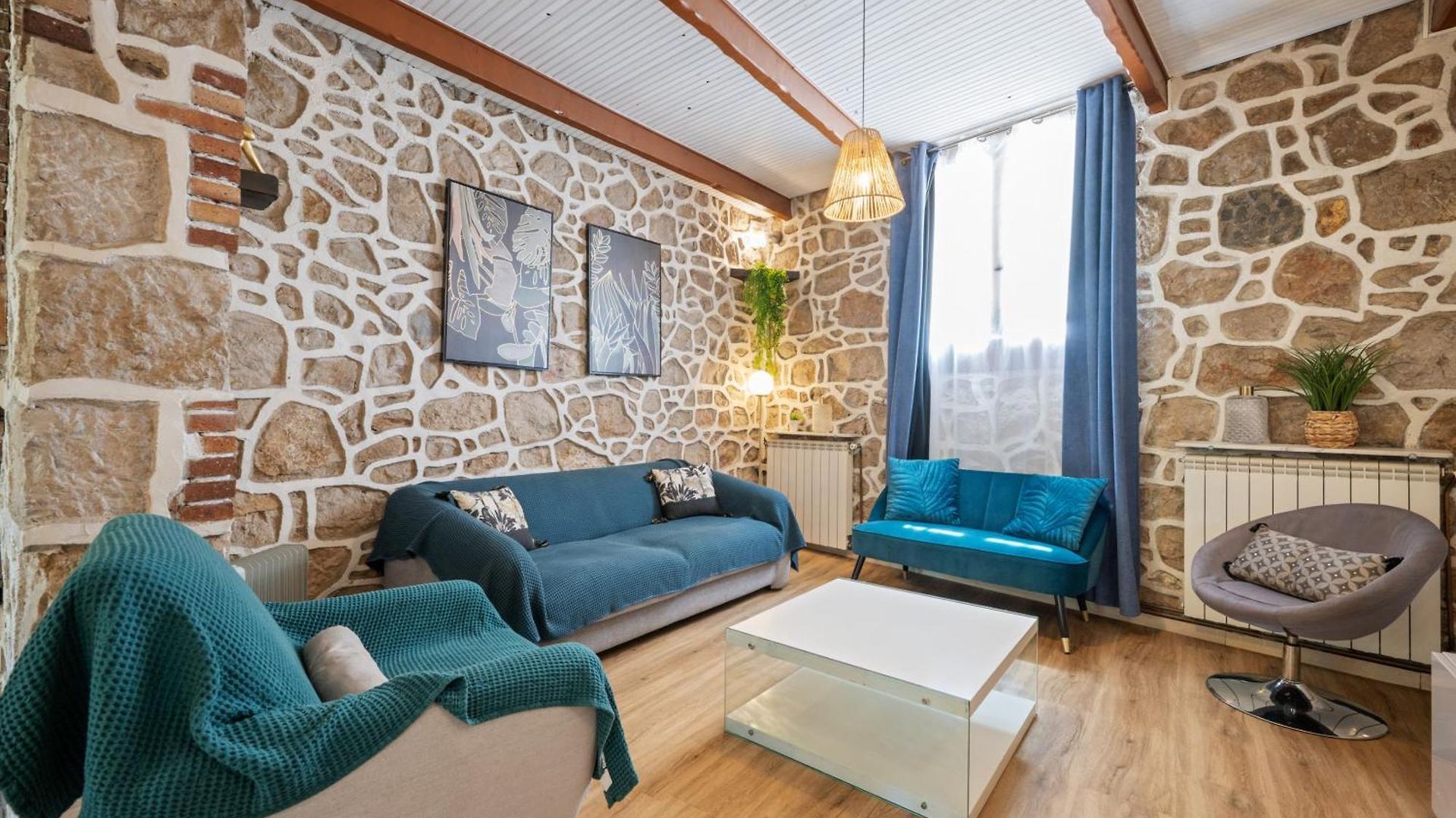 Maison De Familiale, 5 Chambres, Terrasse, à 20 Minutes Du Centre Hébergement de vacances Nice