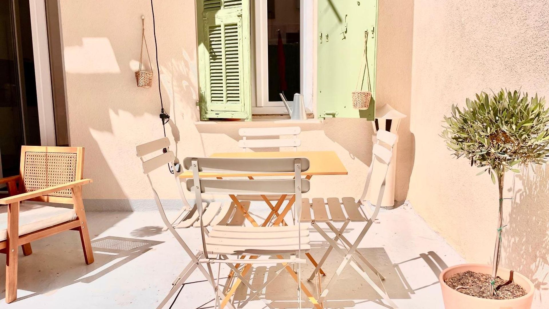 Appartement Le Petit - 4 Studios, 2 With Private Terrace - Centre *