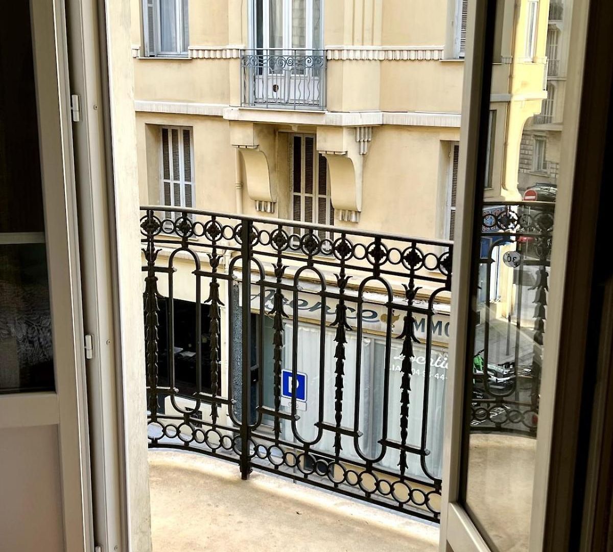 Apartment Lumineux Dans Le Quartier Des Fleurs