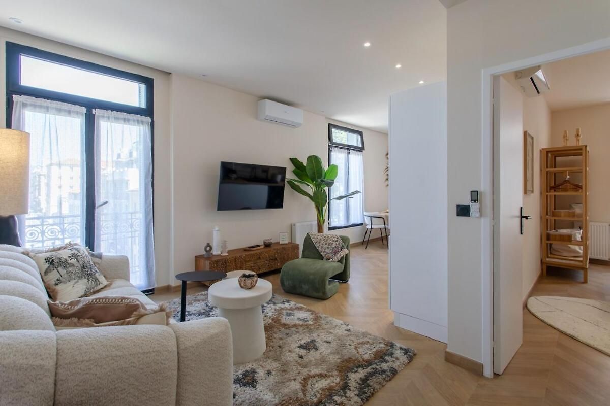 #52 Staywizus - Etoile ,central, Balcony, Ac - 5 Min Place Massena Appartement *
