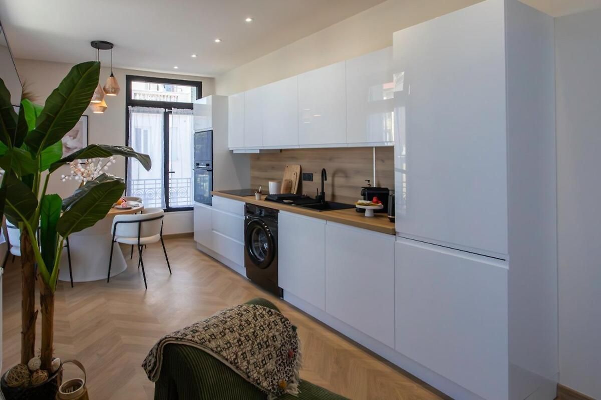 #52 Staywizus - Etoile ,central, Balcony, Ac - 5 Min Place Massena *