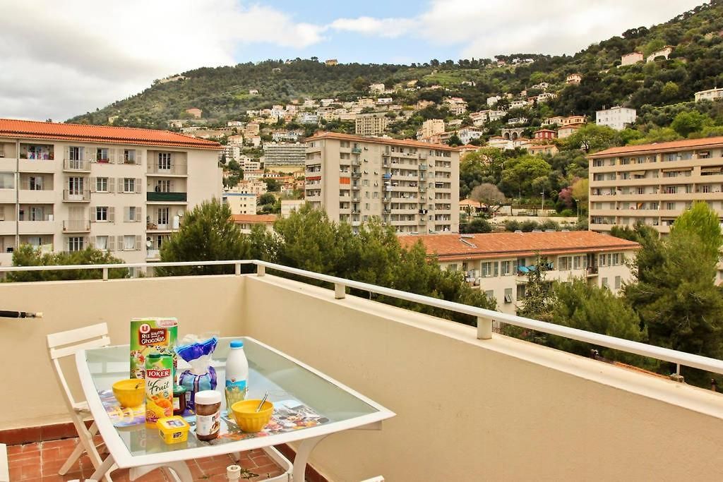 Climatise Au Calme, Terrasse Vue Colline Apartment *