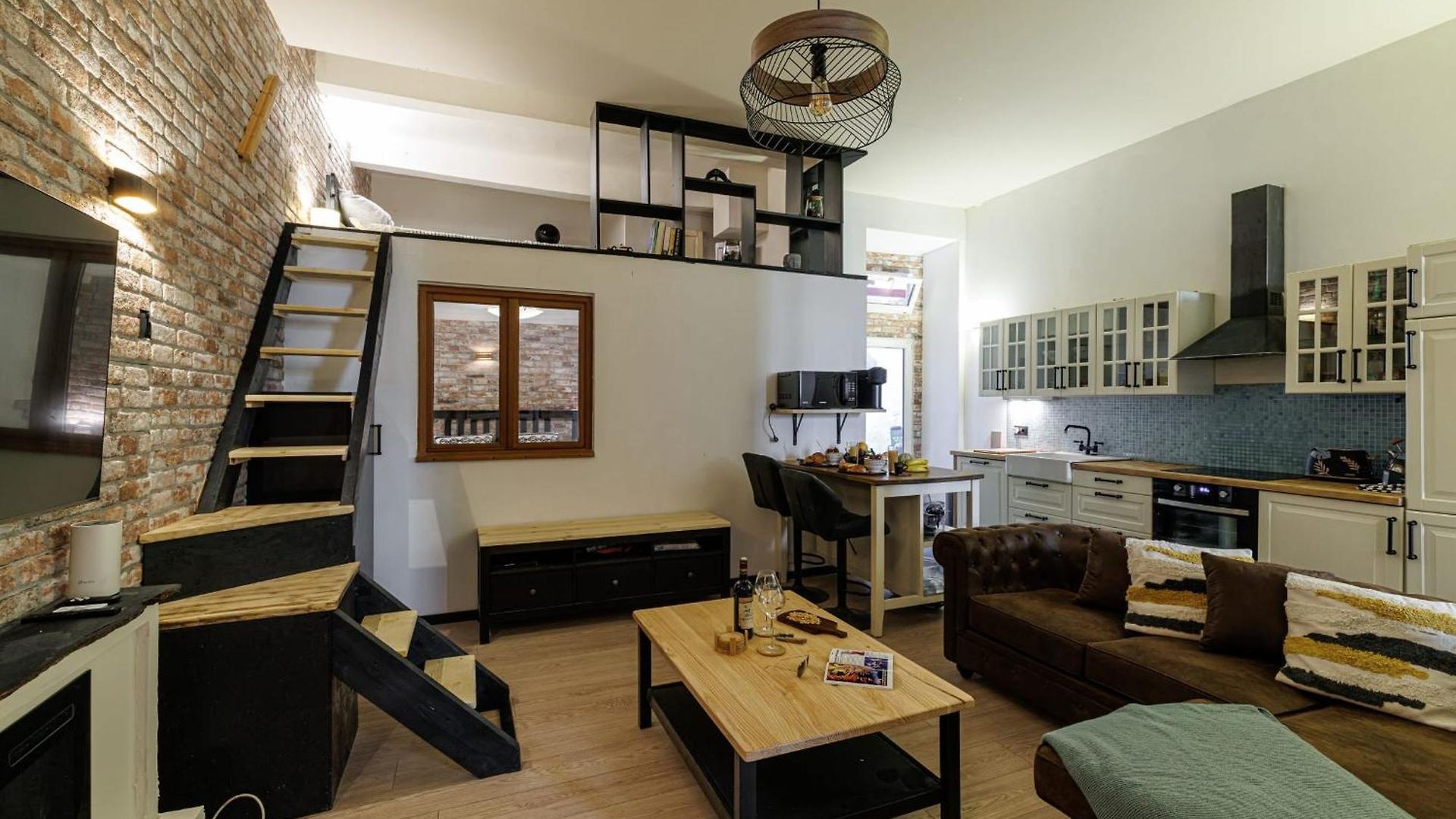 My Casa - Stalingrad 24 - Cosy Loft - Port Apartment *