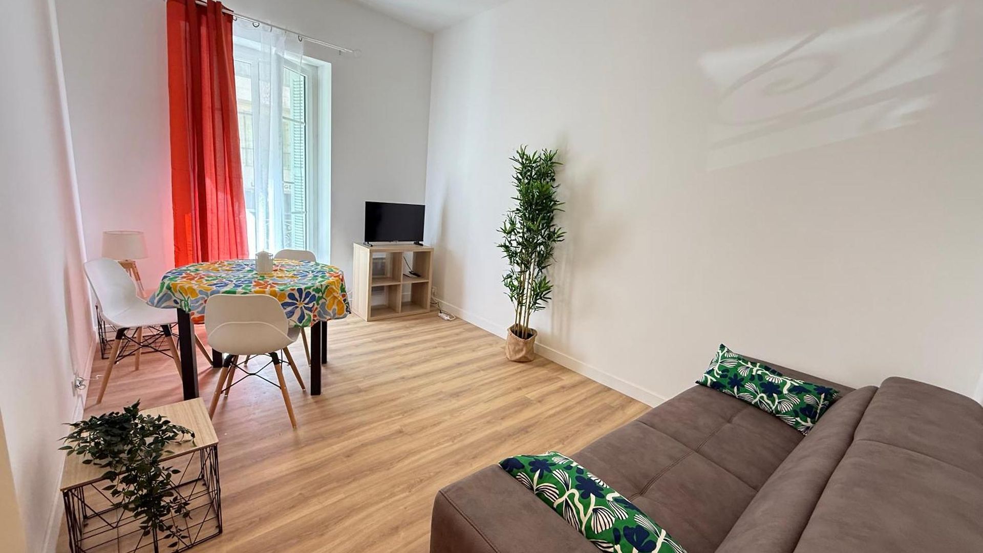 Amira Angely Vauban Apartment Nice