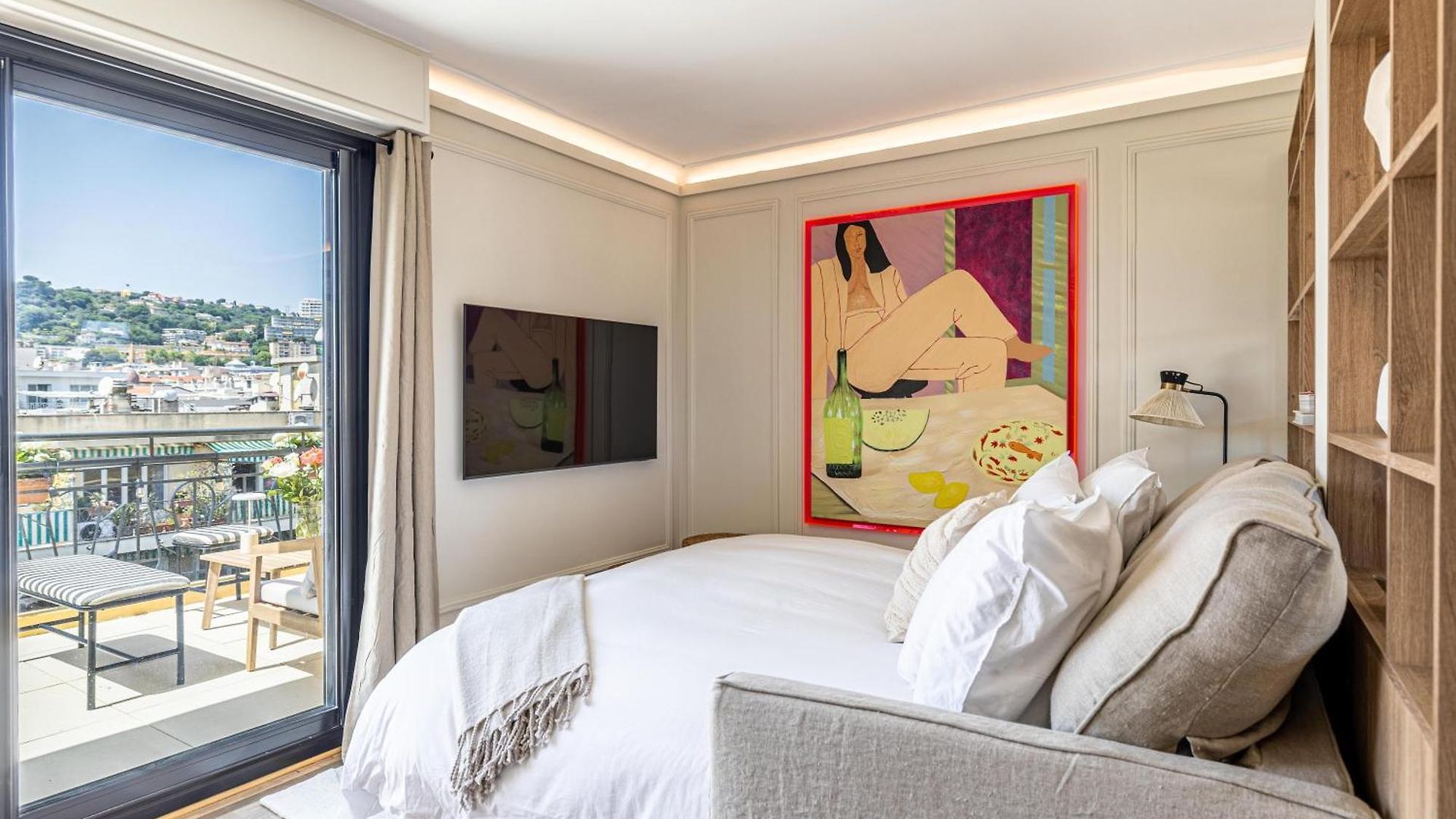 Luxurious Penthouse, 2 Bedroom Suites, 3 Spacious Terraces, Gorgeous Views Of Mountains And Sea, Appartement Nice