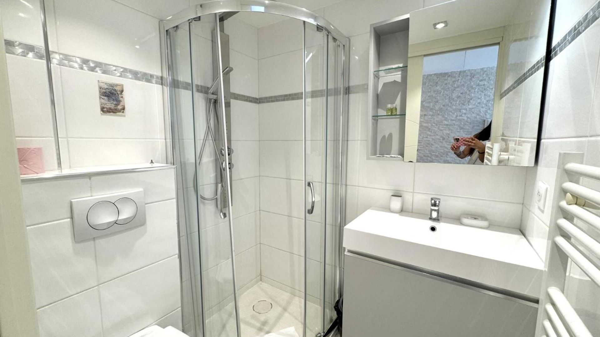 Riviera Côte D'azur - Old Town - Ac - Sea View - 50m Promenade Des Anglais- La Maison Linda Appartement 3*