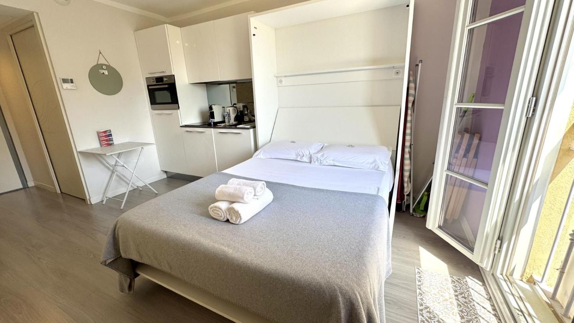 Riviera Côte D'azur - Old Town - Ac - Sea View - 50m Promenade Des Anglais- La Maison Linda Appartement Nice