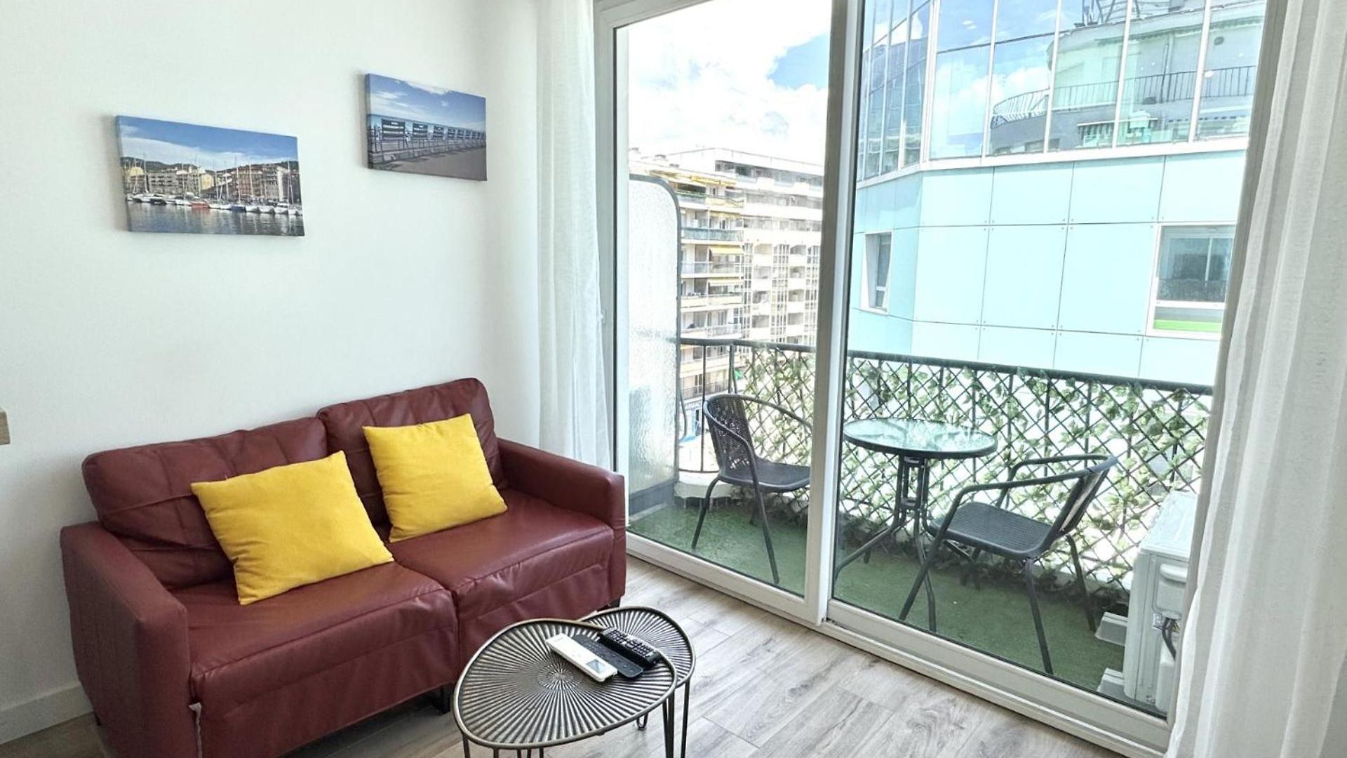 #19 Staywizus - Balcon Lenval Sea View With Ac Promenade Des