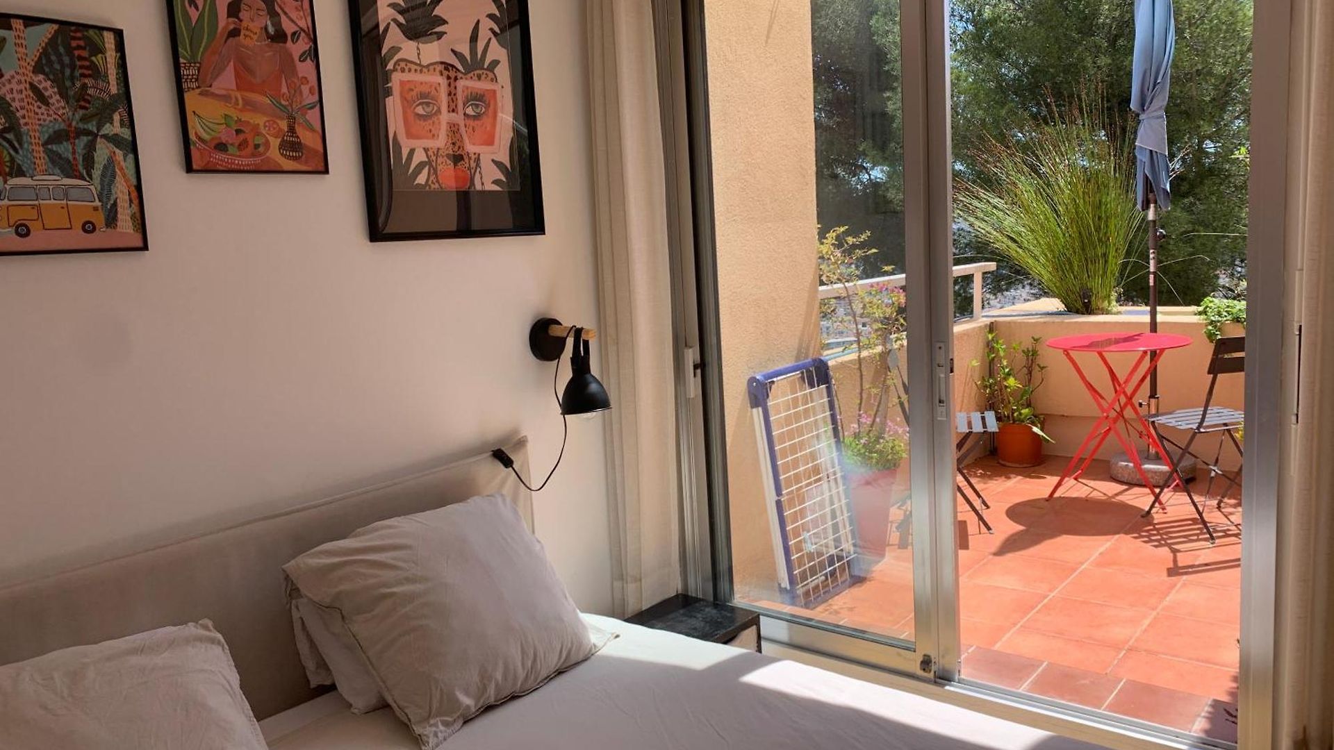 D Avec Clim Terrasse Et Petit Dejeuner Hauteurs De Homestay Nice