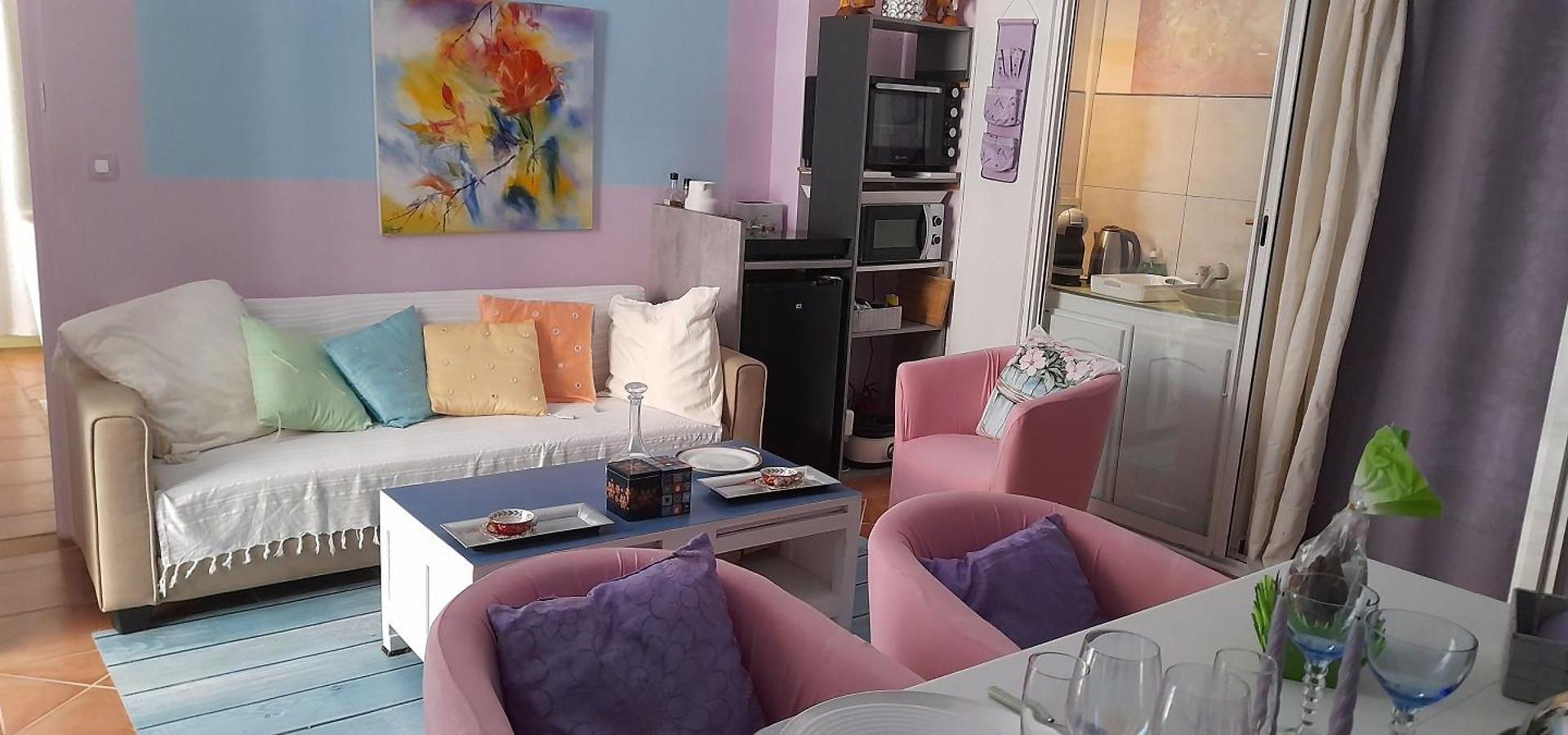 Couette-café Exclusive Dans 2 Pieces 40 M2 Atypique Original Dans Grande Structure Type D'hote 80 M2 200 M Promenade Des Sejour 4*