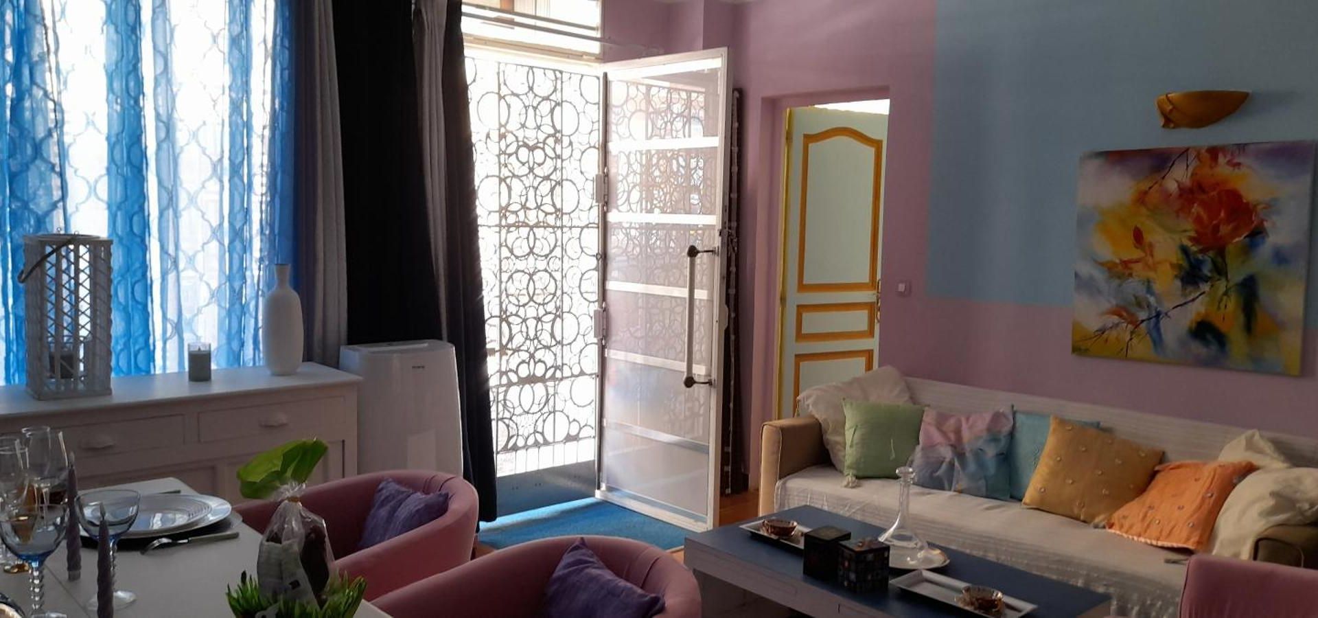 Couette-café Exclusive Dans 2 Pieces 40 M2 Atypique Original Dans Grande Structure Type D'hote 80 M2 200 M Promenade Des Sejour Nice