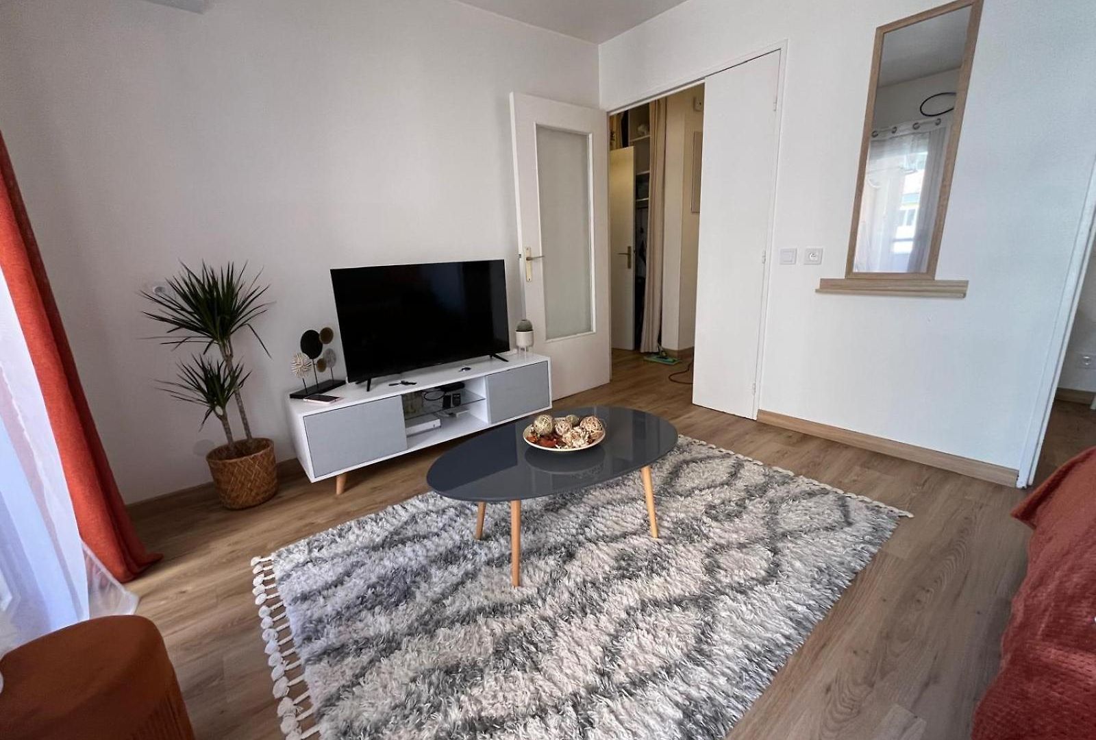 Proche Promenade Des Appartement *