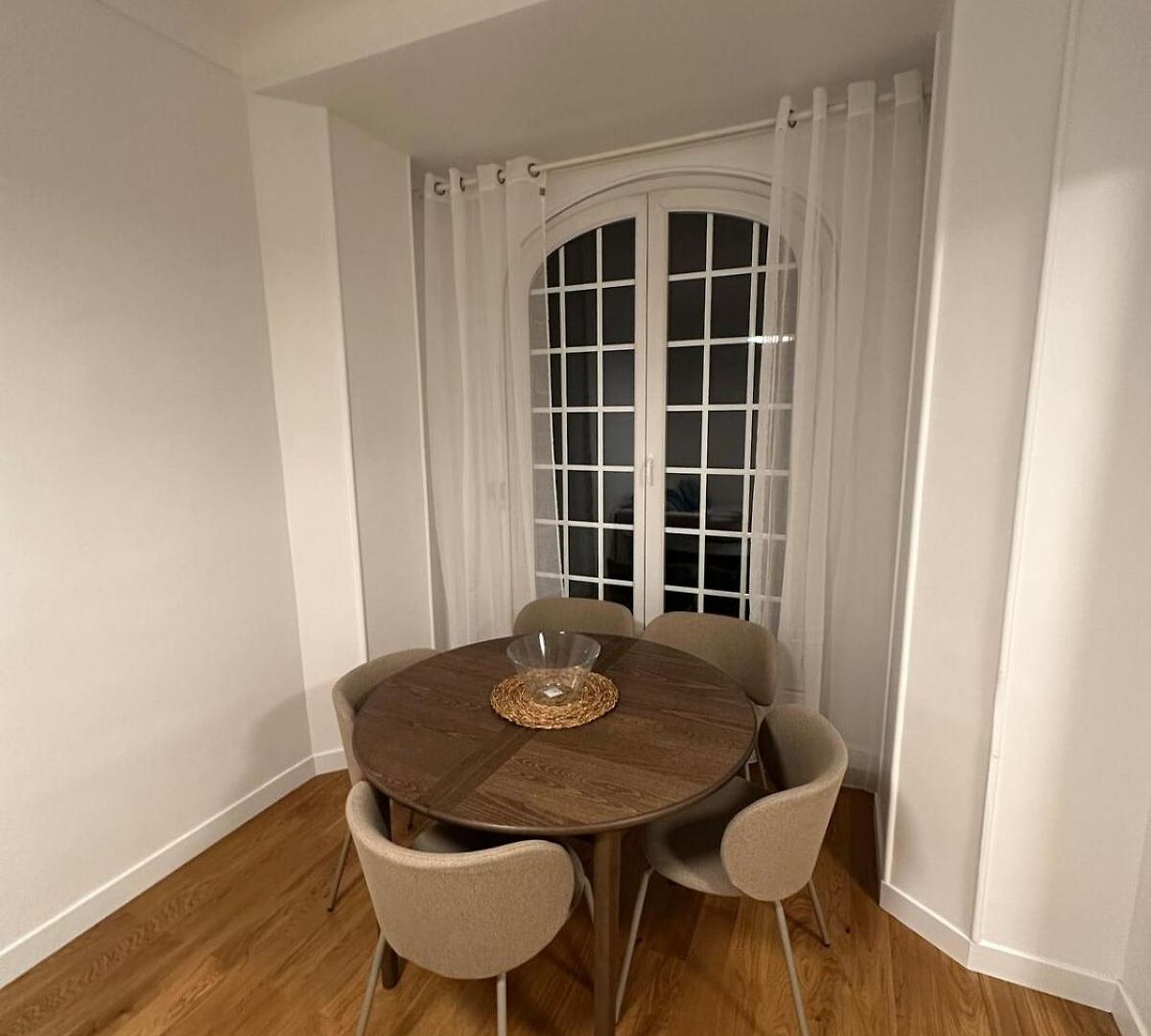 3 Bedroom Center *
