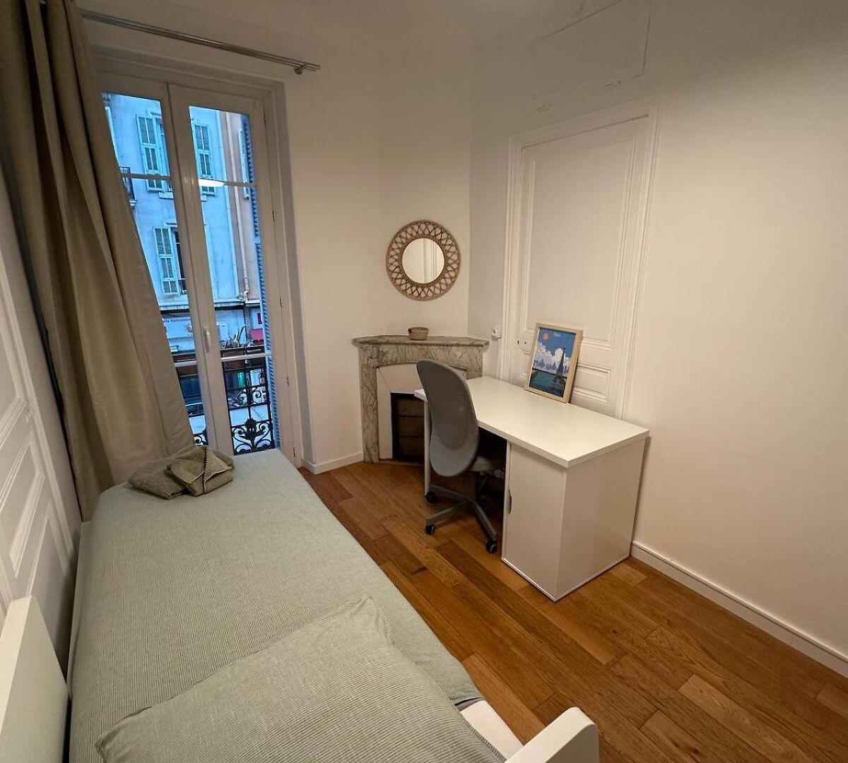 Apartment 3 Bedroom Center