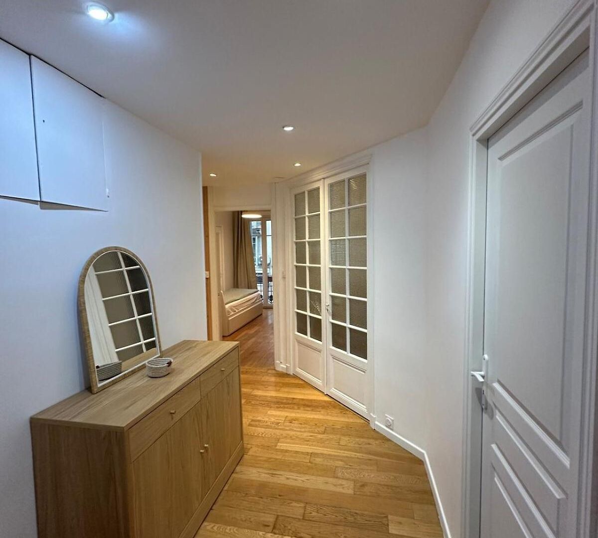 Apartment 3 Bedroom Center *