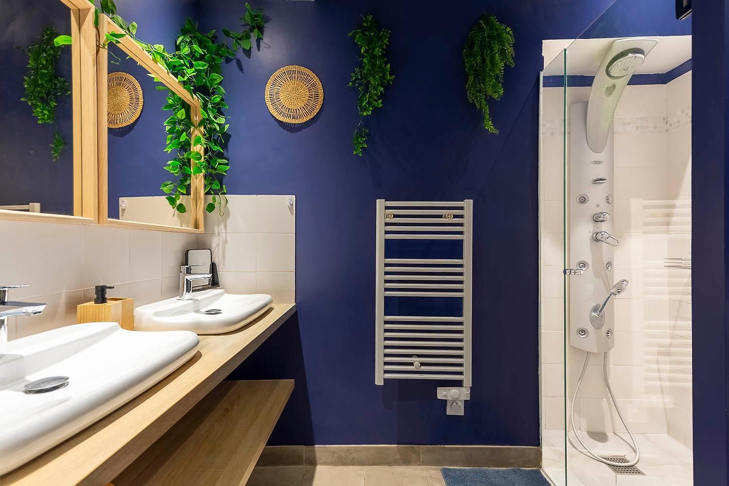Apartment Portable Ac Boho Chic In Old Town *