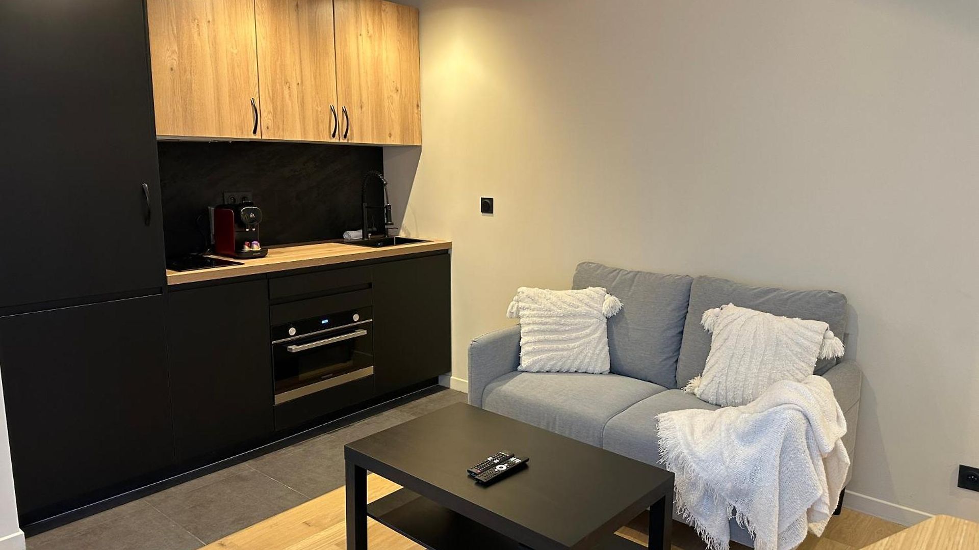 Côté - élégant 3 Pièces, Wifi Et Climatisation Appartement *