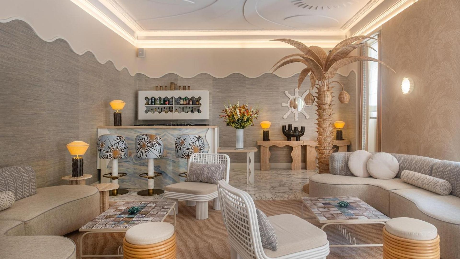 Le Soleia By Inwood Hotel