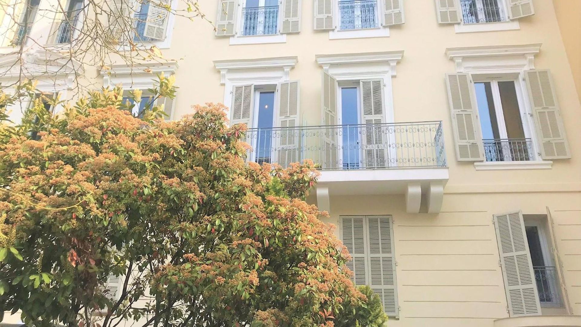 Baie Des Anges Duplex 205 Apartment *