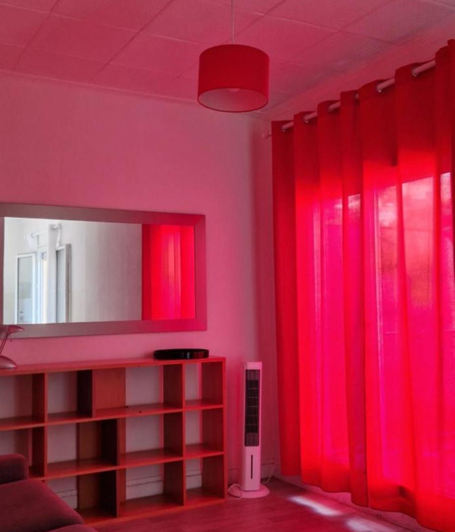 Appartement 26m2 Avec Terrasse 16m2 *