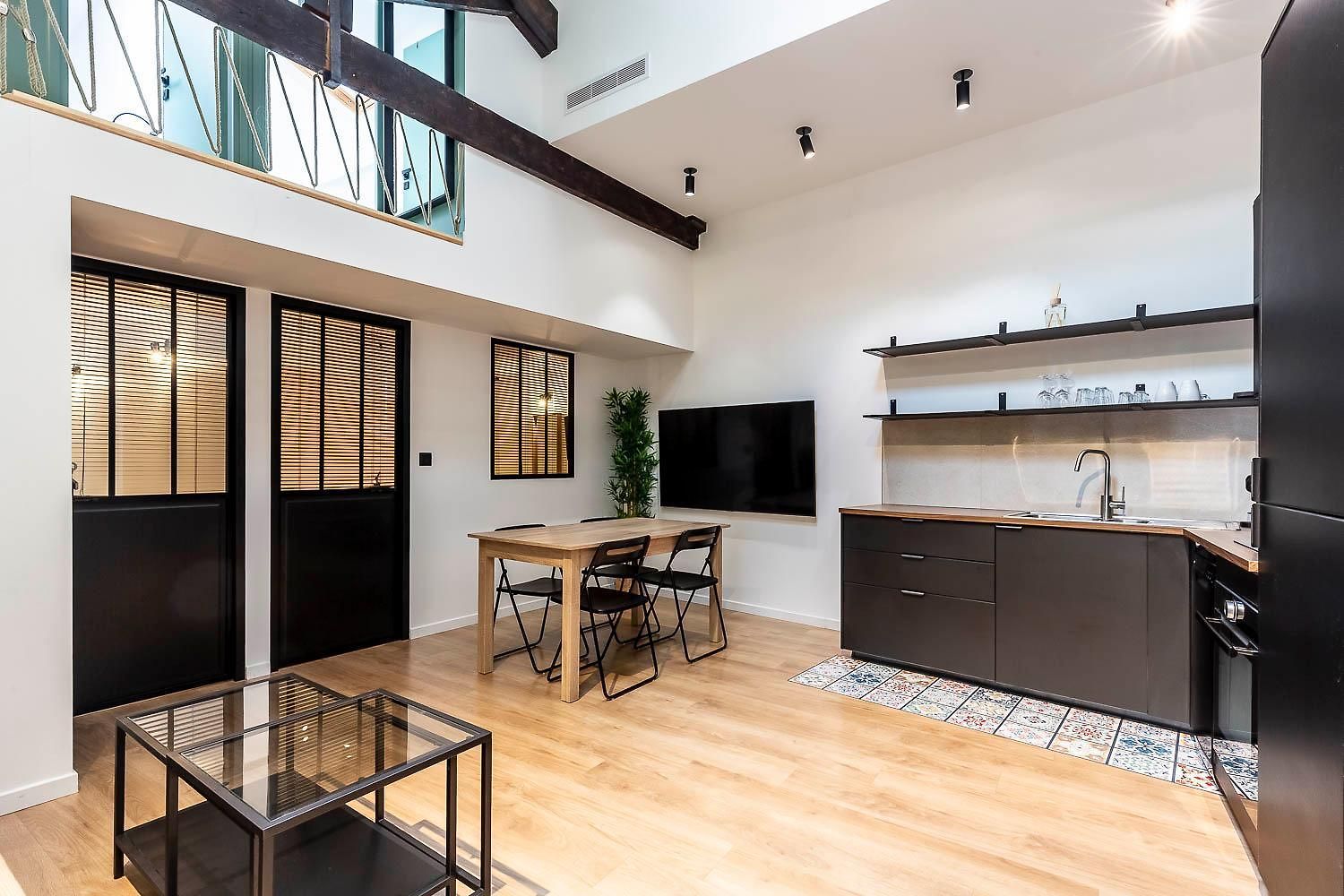 Loft Spacieux Pour 10 Personnes Avec Terrasse *