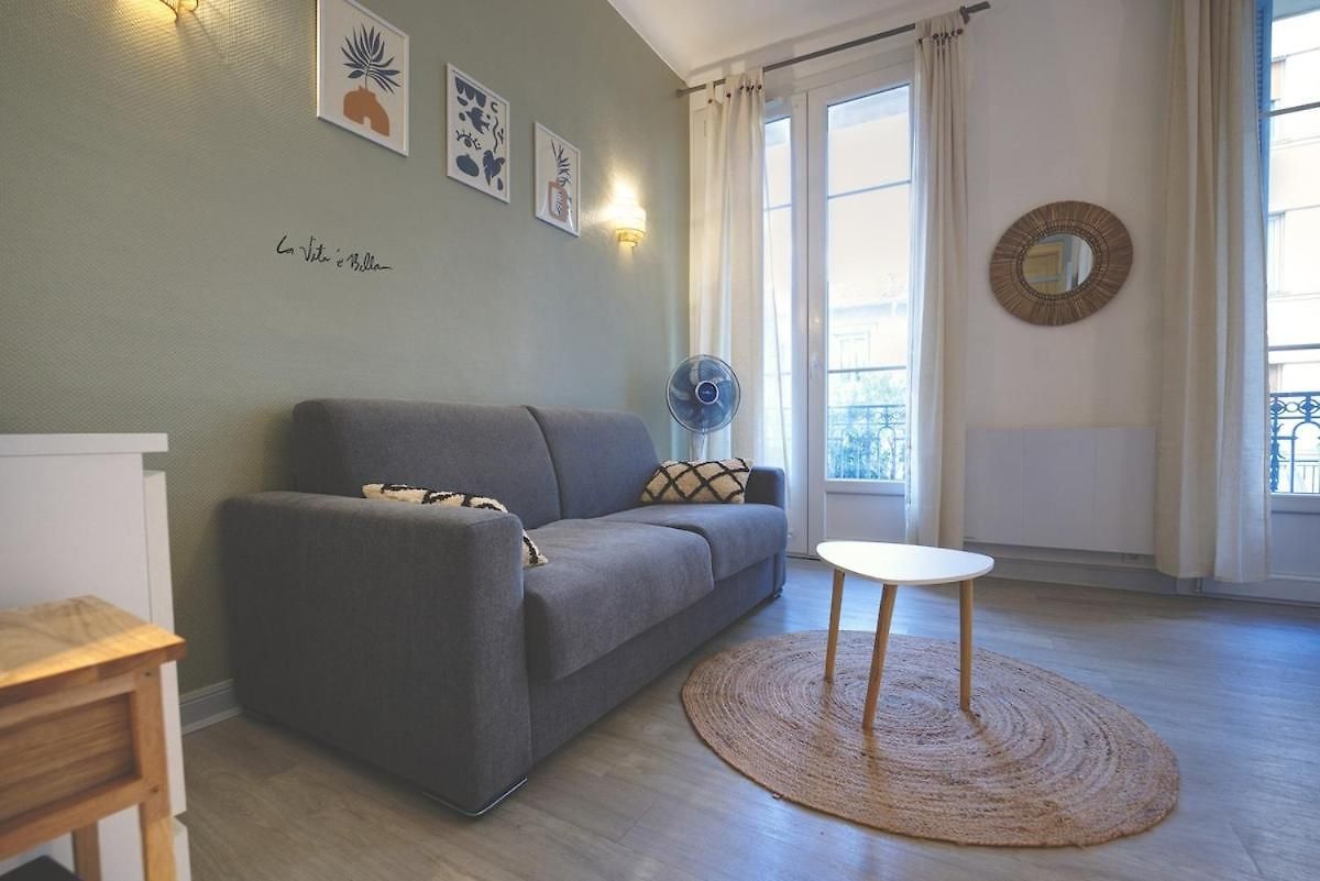 Nouveau à 5 Minutes De La * Nice