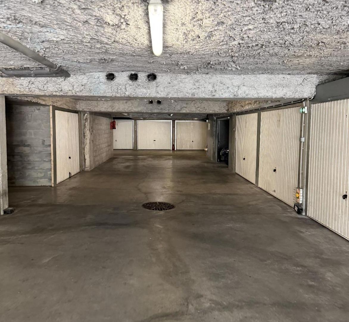 Spacious, Quiet Appartement Nice