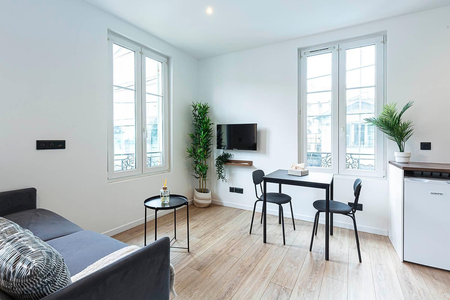 Appartement Maska - Avec Terrasse Proche Et Aéroport De Nice