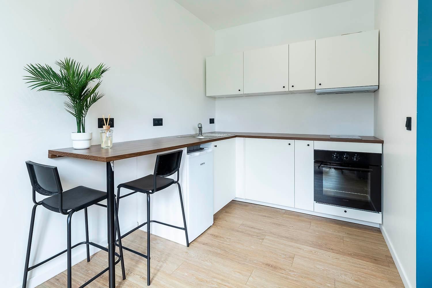 Maska - Avec Terrasse Proche Et Aéroport De Appartement
