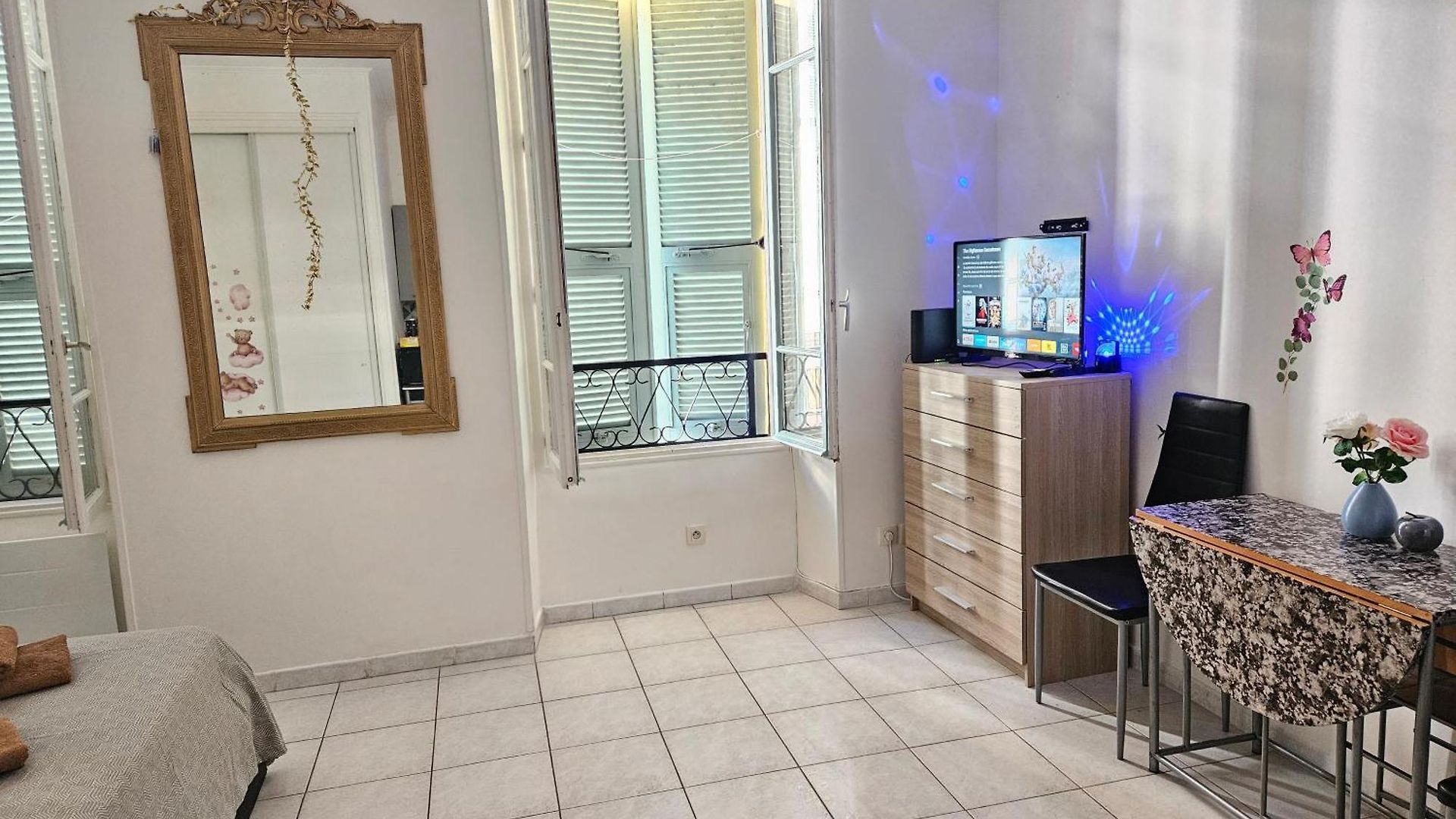 Centre Apartment *