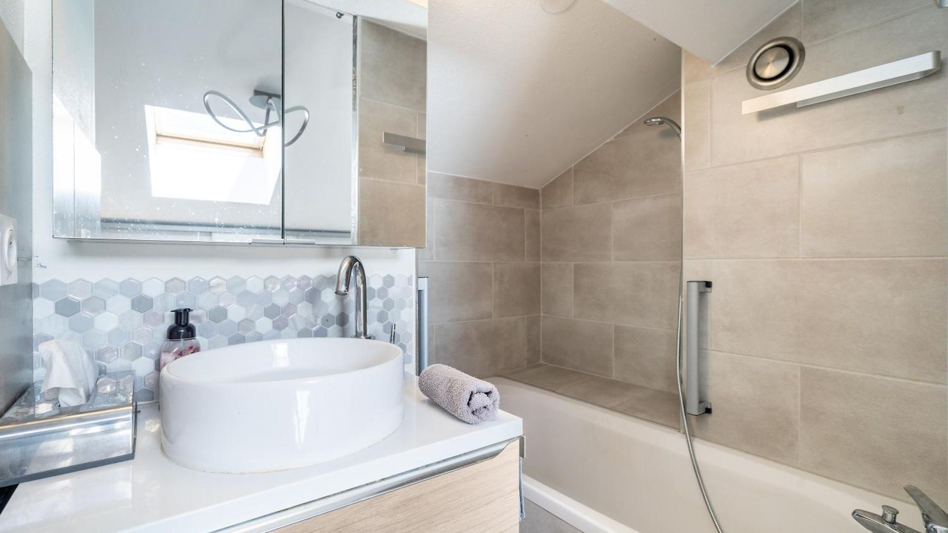 Duplex 4 Pers Port De Avec Parking * Nice