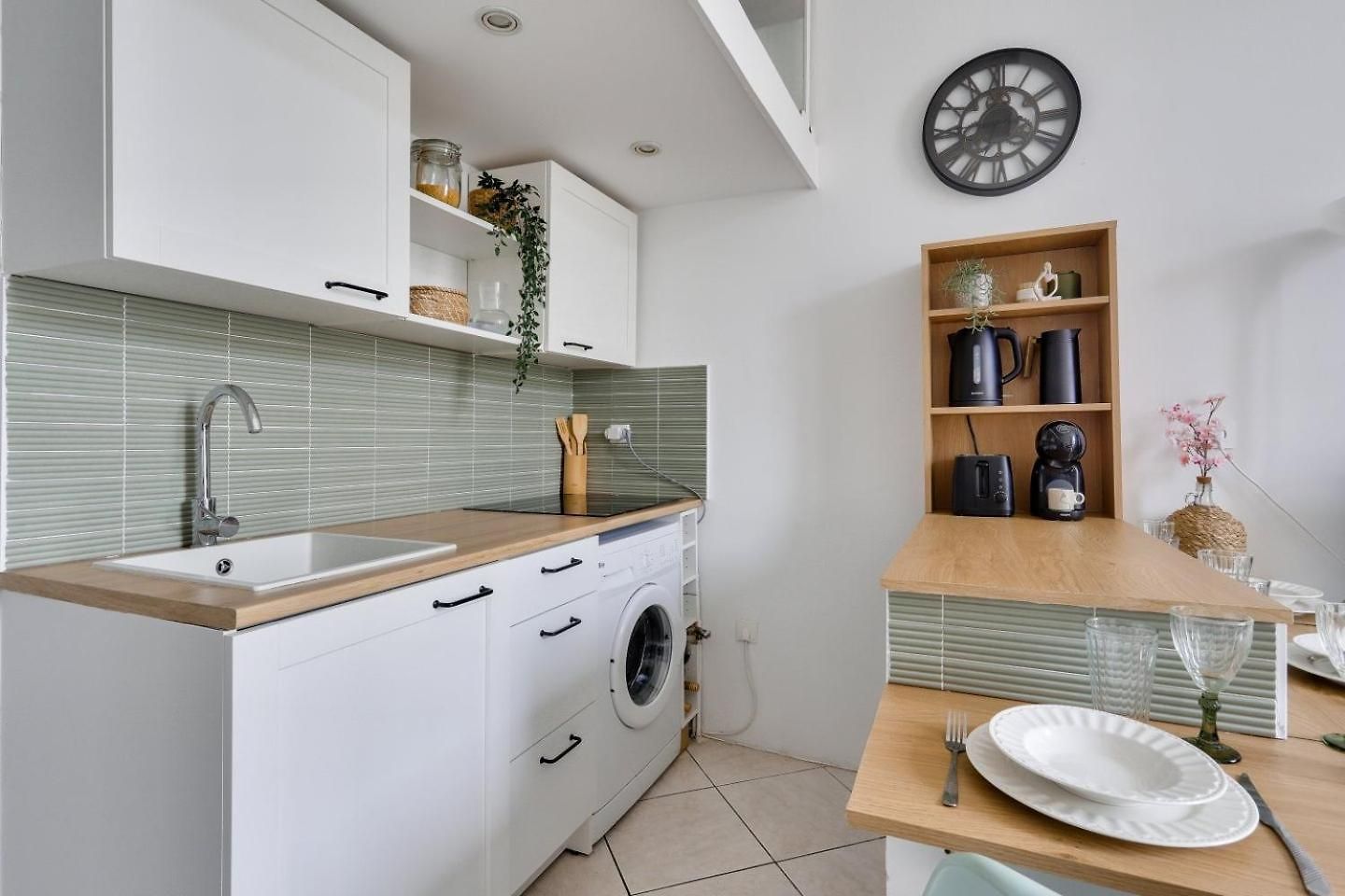 Stunning 2br Flat In The Heart Of Apartment