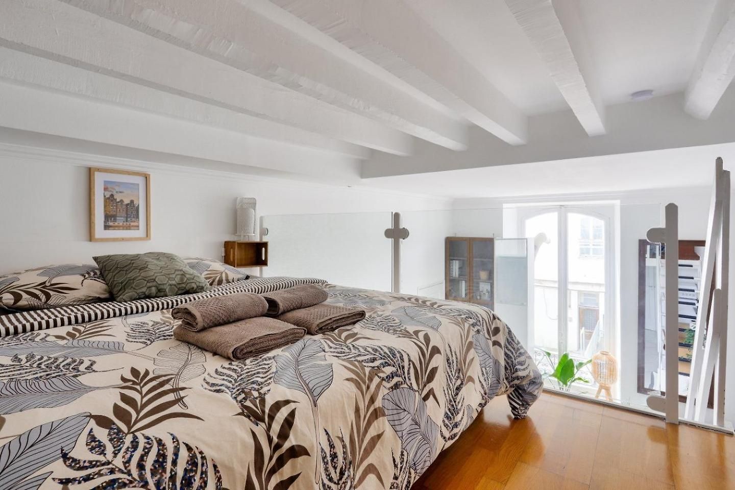 Stunning 2br Flat In The Heart Of Apartment